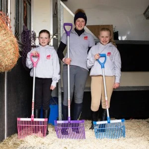 Red Gorilla Short D Handle Bedding Fork 3 Red Gorilla Short D Handle Bedding Fork